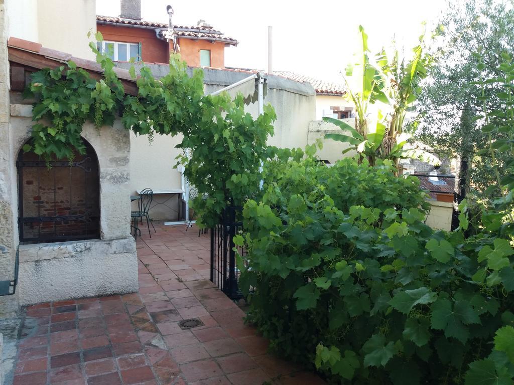 Etape Gimontoise 32 Apartment Exterior photo
